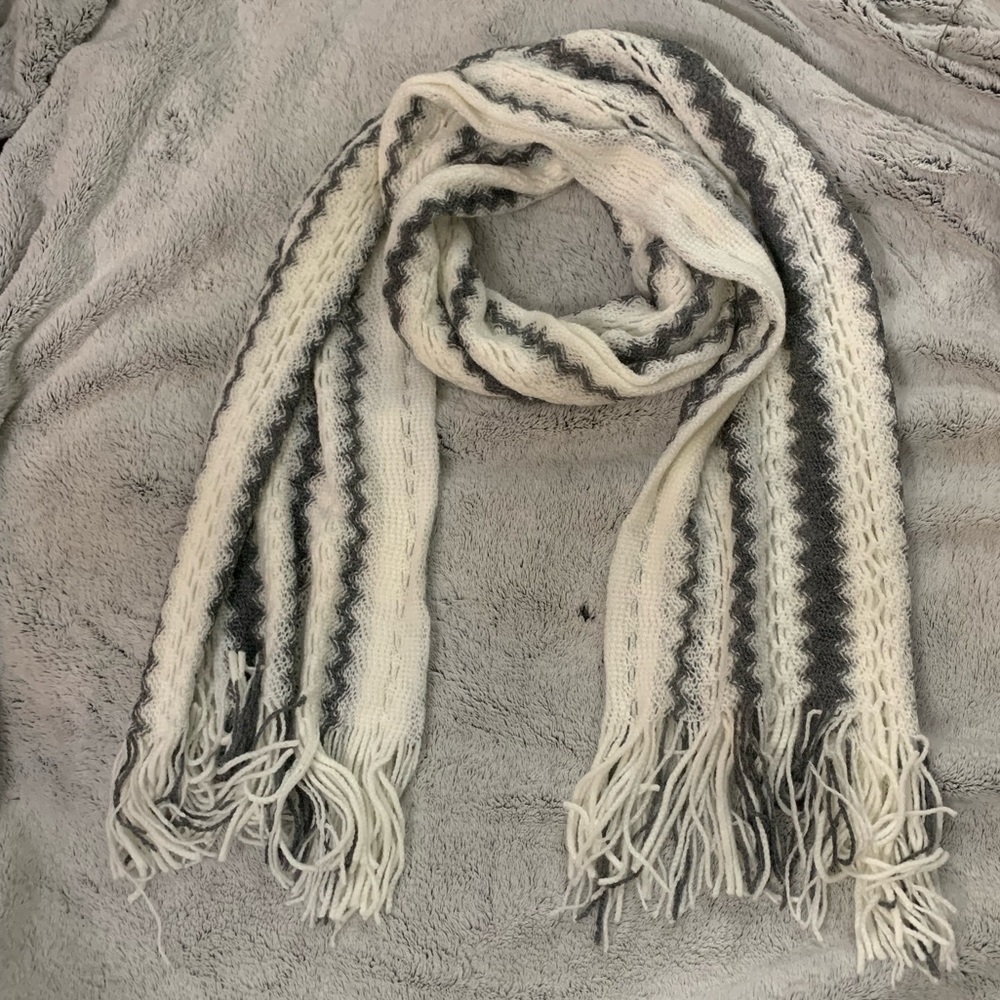 Fringe Scarf